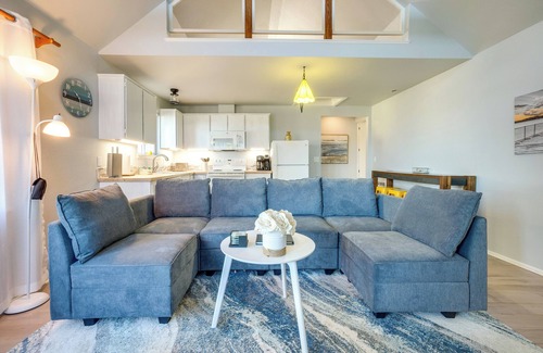 Bandon Casa | Bandon Beach House Rental: Walk to Downtown!