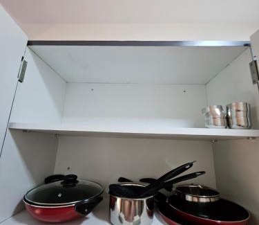 Ranwar Apartamento | Bandra Bloom- Spacious1BHK near Lilavati&Bandstand