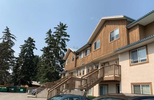Harvie Heights Casa | Banff Boundary Lodge Mountain View 2Brms 3xAC Townhouse