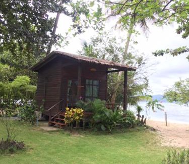 Khong Koi Beach Cama Y Desayuno | Bangbaobeach Resort