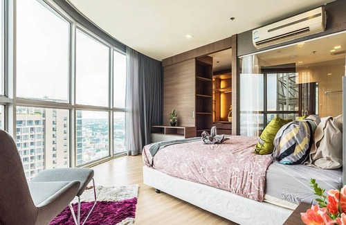 Phra Khanong Nuea Hotel | Bangkok Sky Walk