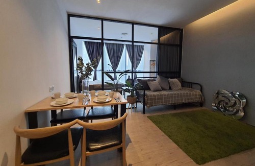 Taman Bukit Pantai Apartamento | Bangsar Trade Centre Kuala Lumpur by SkyLimit Suites