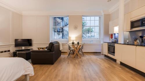 Bridge Apartamento | Bank Serviced Apartments by LovelyStay