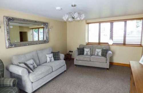 Crowdecote Casa | Bank Top