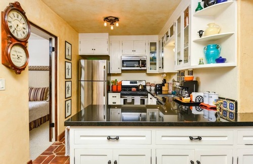 Park West Casa | 'The Carriage House' Unidad Inferior Hill- del banquero