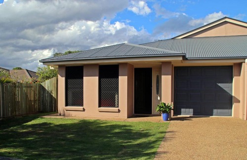 Tinana Apartamento | Banksia and Acacia Apartments