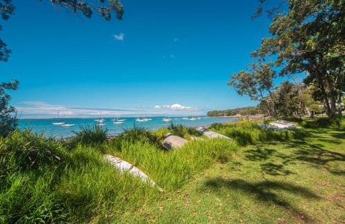 Callala Bay Casa | Banksia Cottage - Pet Friendly Waterfront