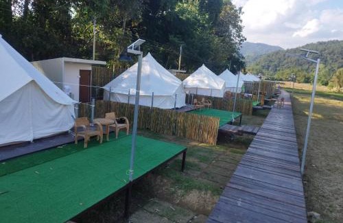 Fang Complejo | Banna Cafe & Glamping บ้านนา คาเฟ่ แอนด์ แกรมปิ้ง