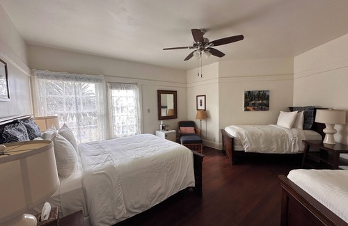 Two Harbors Casa | Banning House Lodge