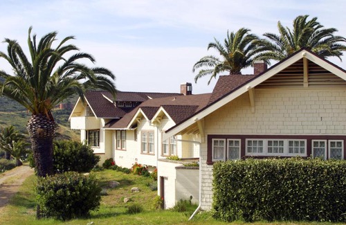 Two Harbors Cama Y Desayuno | Banning House of Two Harbors