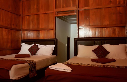 Lembang Hotel | Bantal Guling Villa Bandung