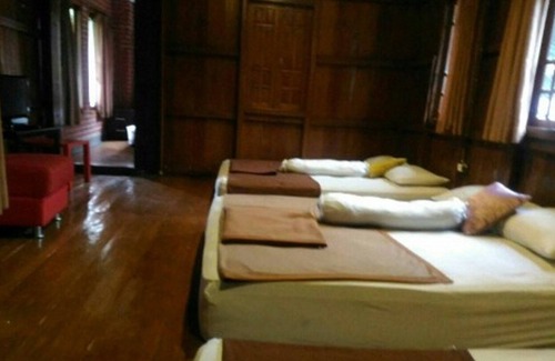 Lembang Hotel | Bantal Guling Villa Bandung