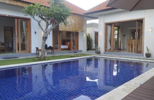 Kalianget Villa | Banyu Riris Villa Lovina Private Villa