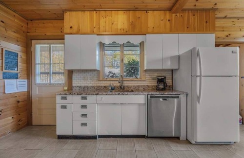 Salsbury Cove Casa | Bar Harbor Bungalow!