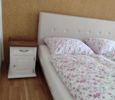 Tvrdosovce Casa | Bara ház