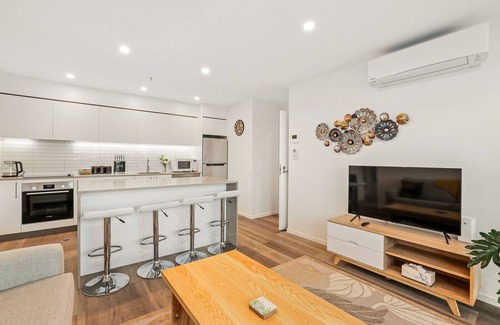 Christchurch City Centre Cabaña | Barbadoes Beauty - Christchurch Holiday Apartment