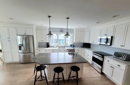 Niantic Casa | Barbara's Beachfront - Private Beach, Ocean Views, Perfect New England Getaway!