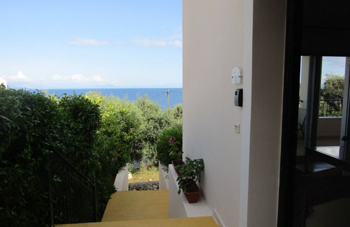 Barbati Apartamento | Barbati Beach Apartments