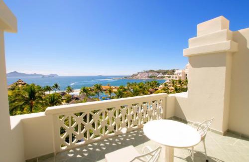 Penínsulas de Santiago Complejo | Barceló Karmina - All Inclusive