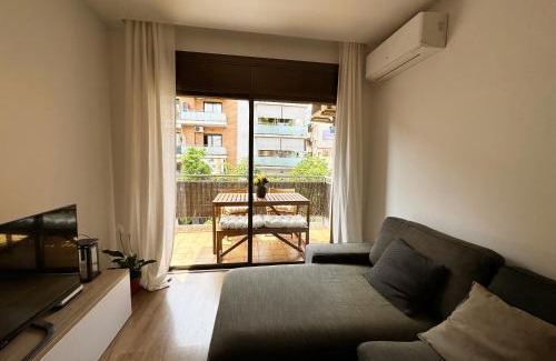 Gava Apartamento | Barcelona a 20 minutos en piso reformado y soleado