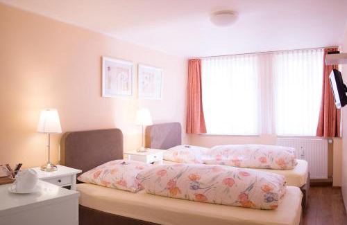 Dusseldorf Old Town Hotel | Barcelona Bed & Breakfast