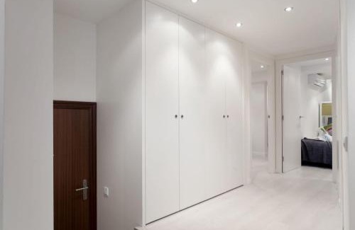 El Putget i Farro Apartamento | BarcelonaForRent Urban Town Suites