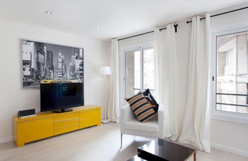 El Putget i Farro Apartamento | BarcelonaForRent Urban Town Suites