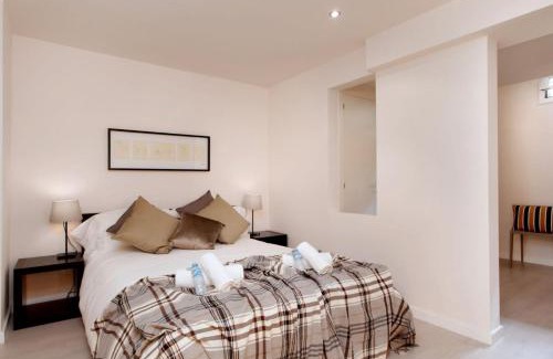 El Putget i Farro Apartamento | BarcelonaForRent Urban Town Suites