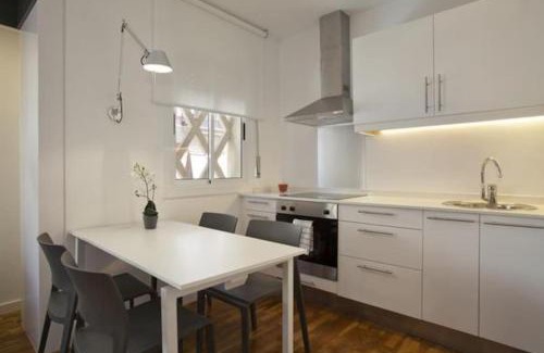 Barceloneta Apartamento | Barceloneta near Beach Apartments