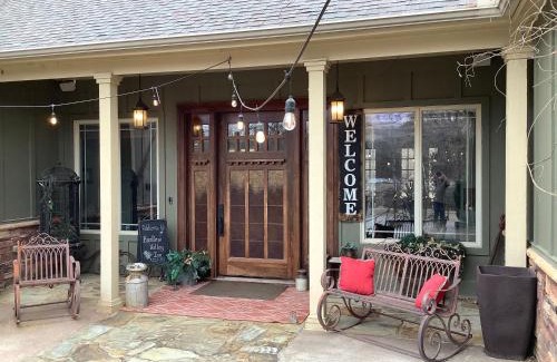 Bartlesville Cama Y Desayuno | BarDew Valley Inn