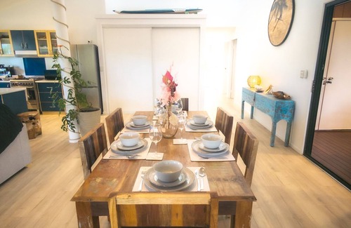 Agnes Water Casa | Barefeet Retreat - 3 bedroom air conditioned, pet friendly, town location