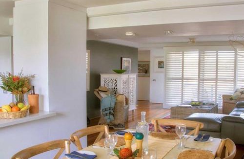 Fingal Bay Casa | Barefoot 7 Fabulous Fingal Bay