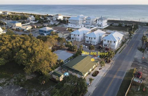 Bid-a-wee Beach Casa | Barefoot Bungalow- Steps to Private Beach, 5-Star Comfort & Near Top Attractions
