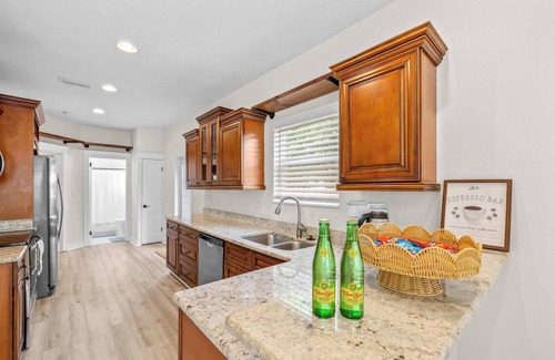 Port Tampa City Casa | Barefoot Bungalow - For 4