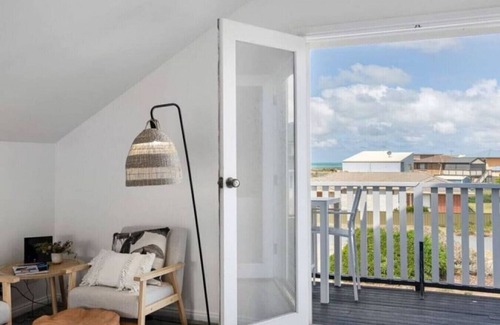 Middleton Casa | Barefoot Bungalow Middleton Escape