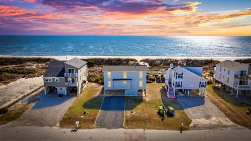 Yaupon Beach Casa | Barefoot Bungalow