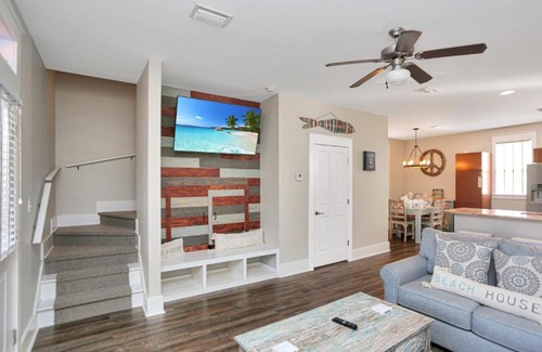 Port St. Joe Casa | Barefoot Cottage B48 by Pristine Properties