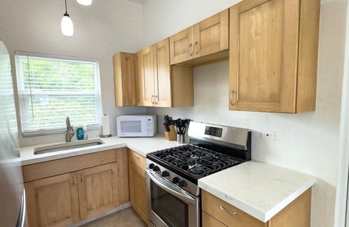 Estate Bethany Apartamento | Barefoot in the Sun @ Sunset Quarters