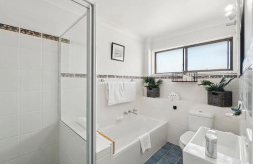 Sawtell Casa | Barefoot On First - Pool, Beach, Family - Friendly