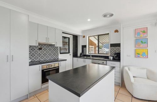 Sawtell Casa | Barefoot On First - Pool, Beach, Family - Friendly