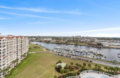 North Myrtle Beach Casa | Barefoot Resort - North Tower 1302- Windy Hill