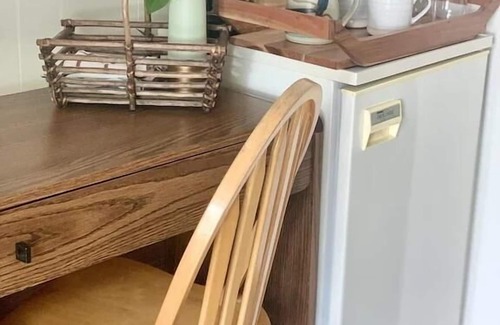 Christina Lake Apartamento | Barefoot Villas Room 2 Owl