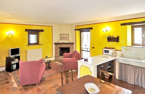 Barga Villa | Barga, con piscina privada y magníficas vistas. Carga de coches eléctricos