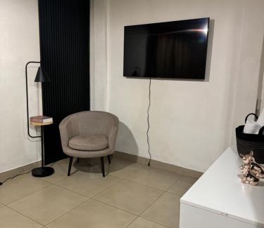 Zona 13 Hotel | Barika