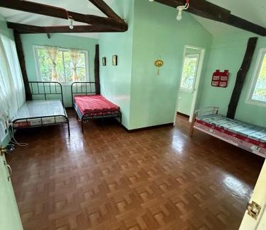 Lazi Casa | Barkada Room 2nd floor