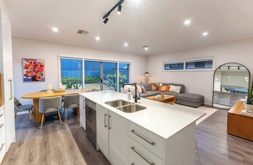 Mount Barker Casa | Barker Family Retreat