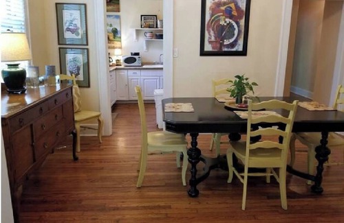 East of Broadway Cabaña | Barkley Cottage - 1 Bedroom