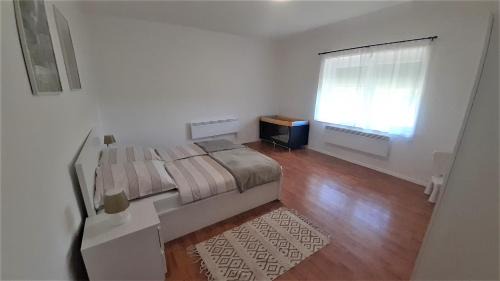 Cserszegtomaj Apartamento | Barlang utca Villa