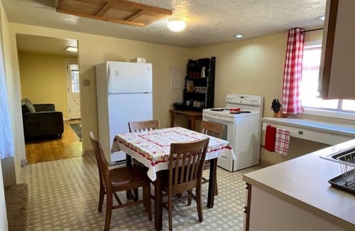 West Stayton Apartamento | Barn Apartment on Historic Farm