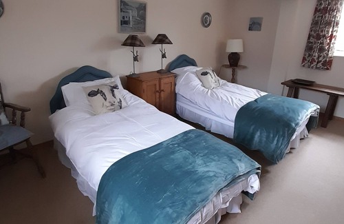Halesworth Casa | Barn conversion close to pretty market towns of Halesworth and Southwold, tennis